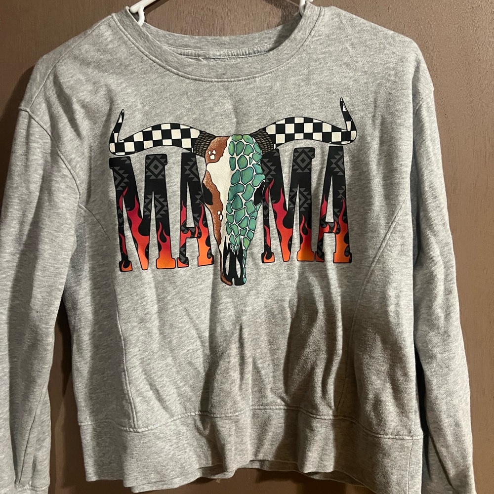 Gray Graphic Sweatshirt with Bull Skull Design
